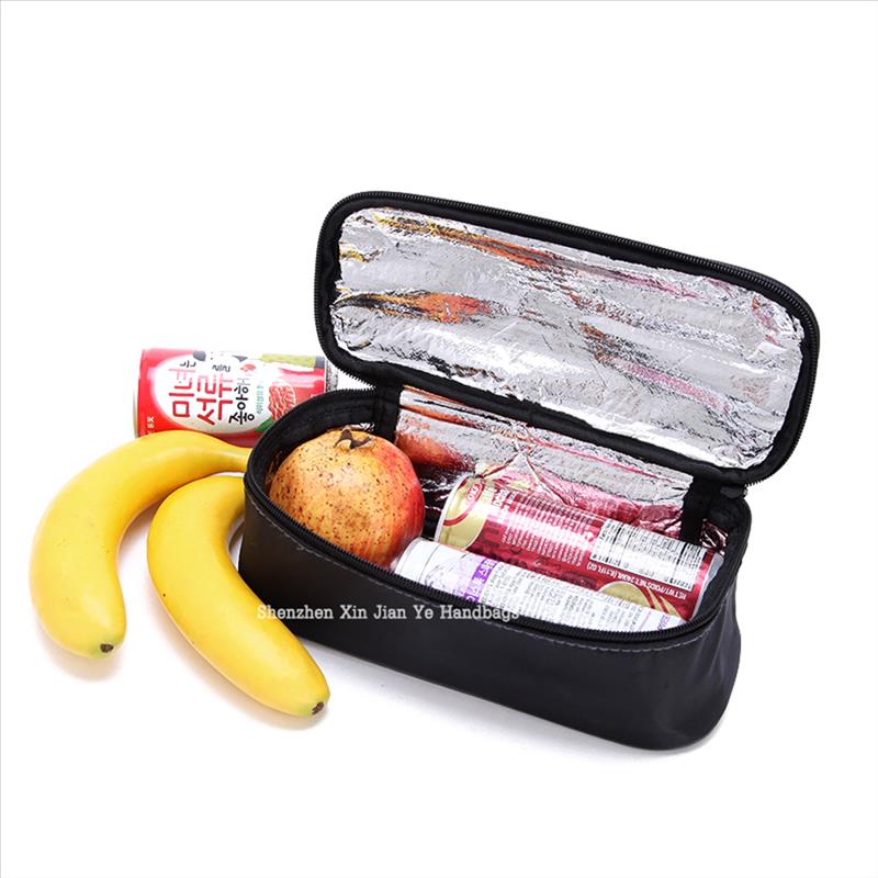 Food storage cooler bags made of Insulated material